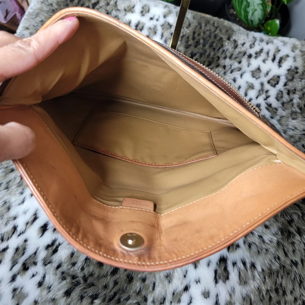 🛍Final Price🛍 Authentic Celine Brown Monogram Clutch Bag